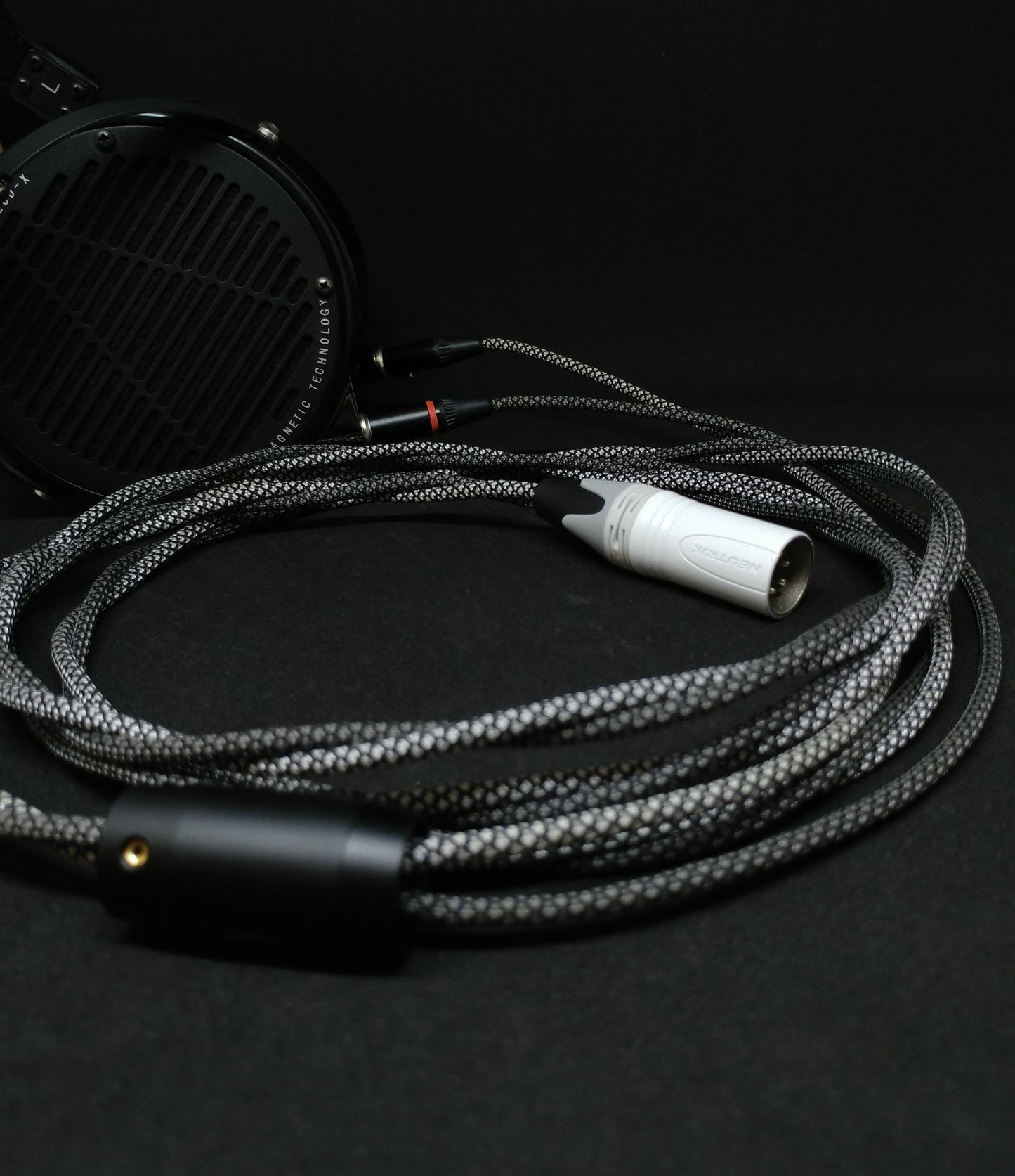 Dual 3 Pin Mini XLR Custom Headphone Cable | Taijitu